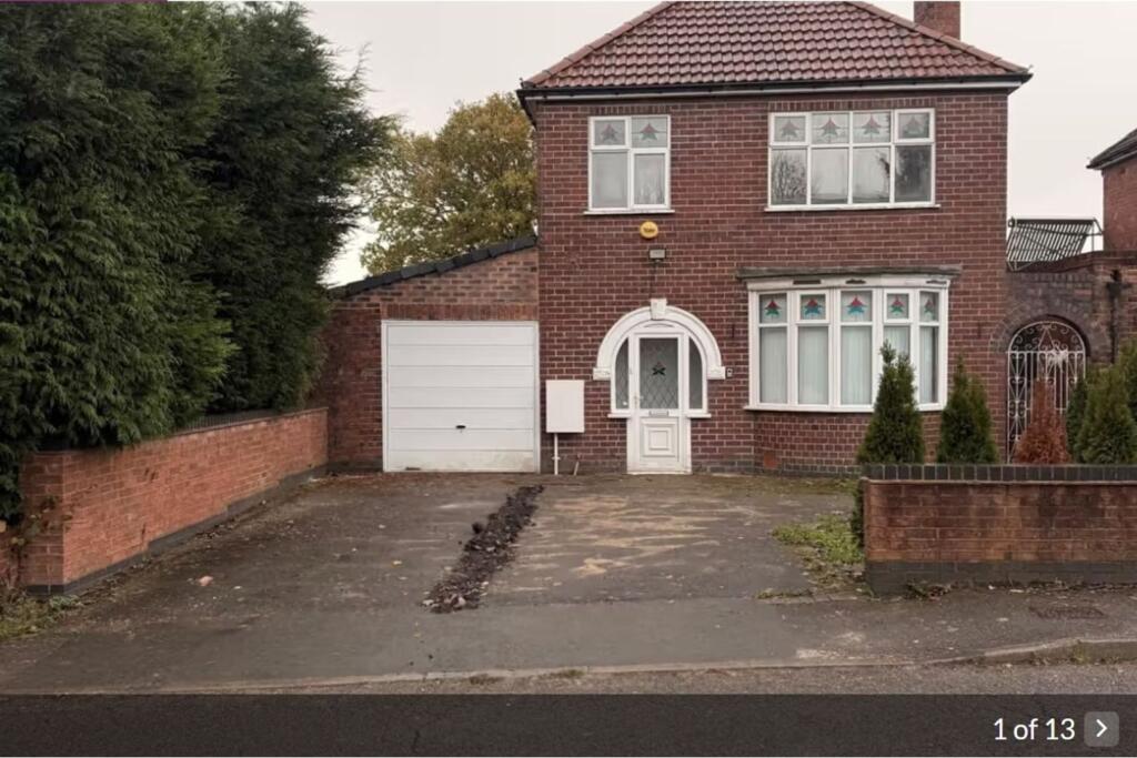 Main image of property: Park Road, Swadlincote, DE12