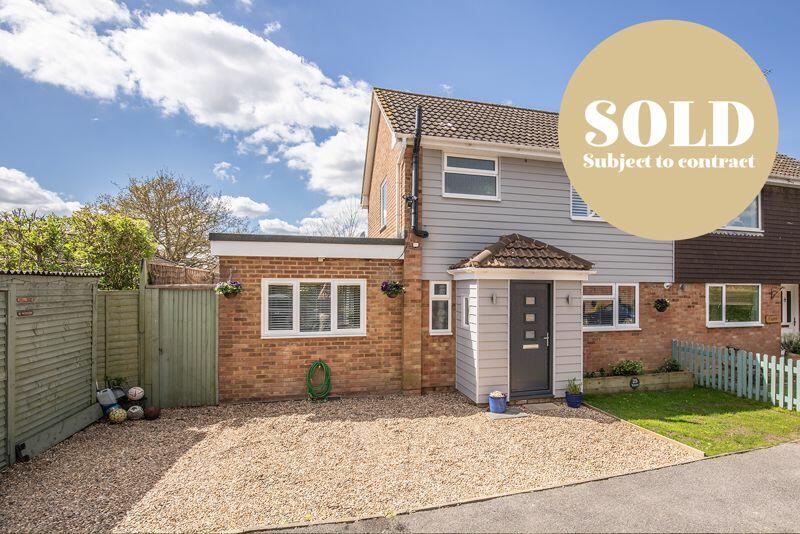 3 bedroom semidetached house for sale in Barn Close, Albourne, BN6