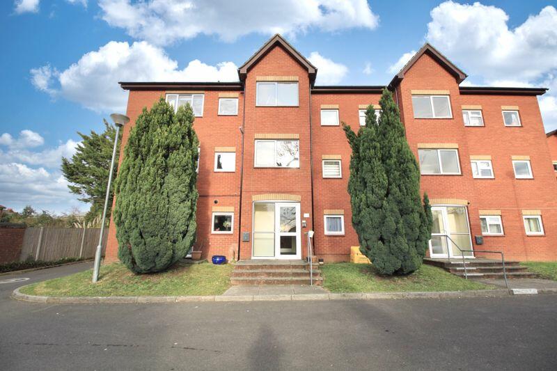 1 bedroom ground floor flat for sale in Cobden Avenue, Bitterne, SO18