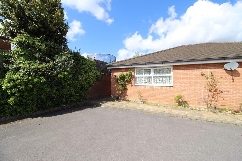 Main image of property: Pretoria Road, Hedge End