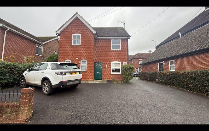 Main image of property: The Avenue, Bishops Waltham