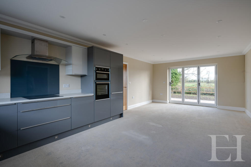 3 bedroom detached bungalow for sale in Haughley Green, Stowmarket, IP14