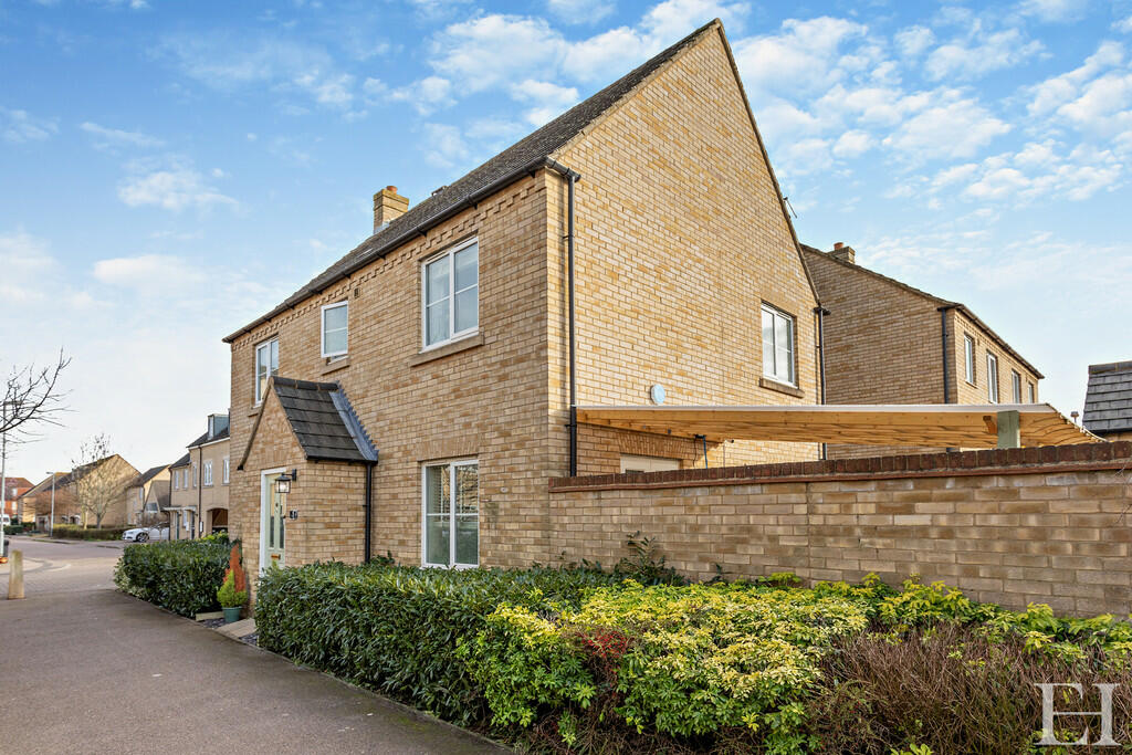 4 bedroom detached house for sale in Eynesbury, St. Neots, PE19