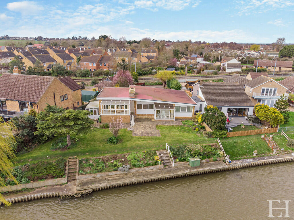 3 bedroom detached bungalow for sale in Littleport, Ely, CB6