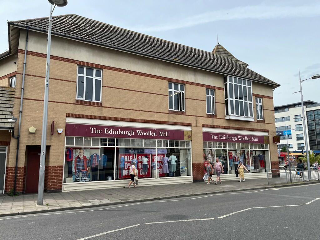 Additional property image - 68a-70a Pier Avenue, Clacton On Sea, Essex, CO15
