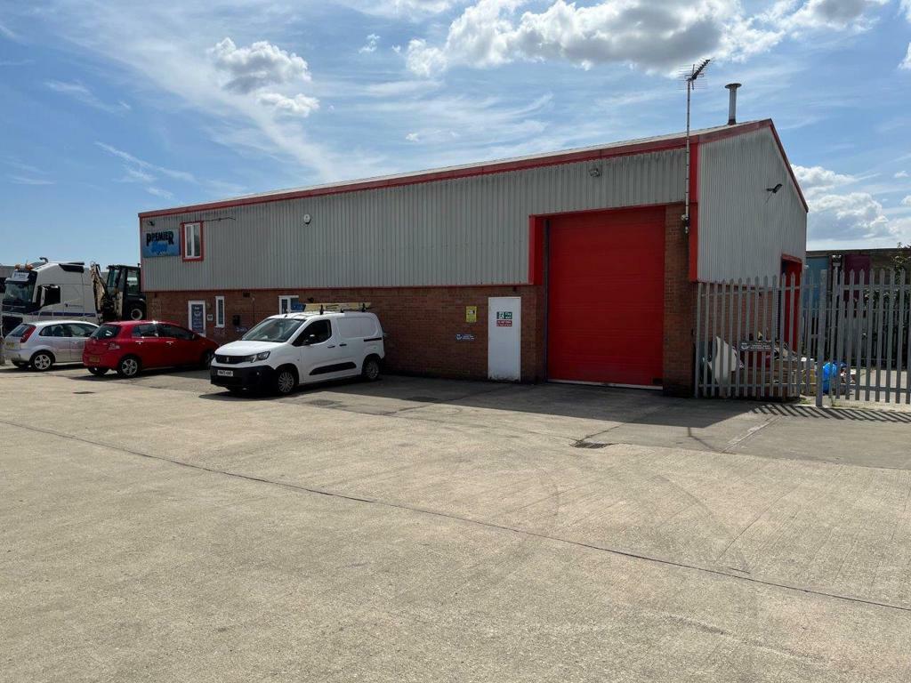 Light industrial facility to lease in 22 Grange Way Business Park ...