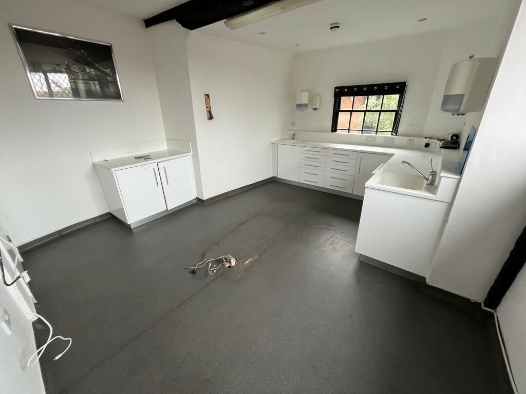 Additional property image - 46 North Hill, Colchester, Essex, CO1