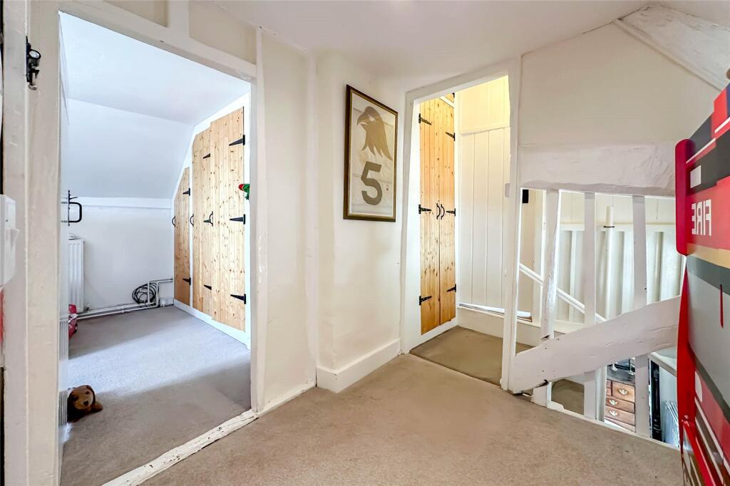 Additional property image - Priors Spring House, Little Woodend, Markyate, AL3