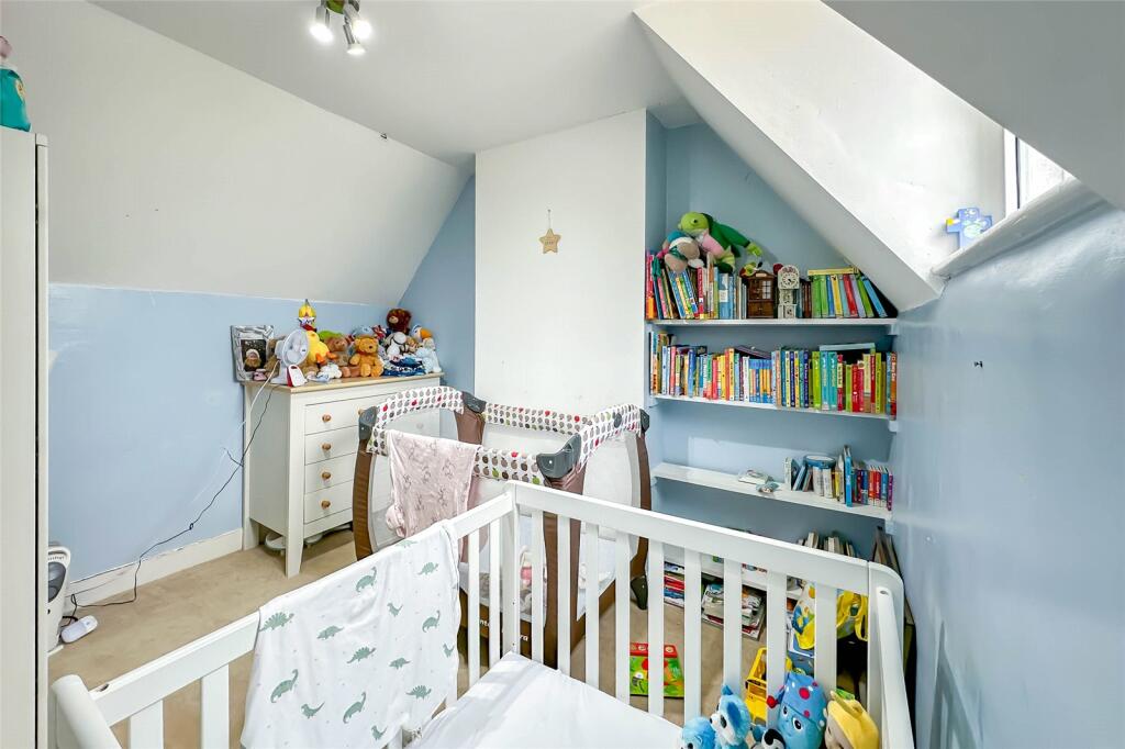 Additional property image - Priors Spring House, Little Woodend, Markyate, AL3
