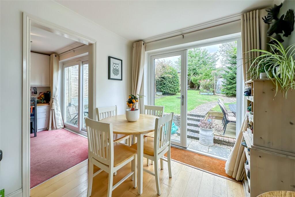 Additional property image - Tarrant Drive, Harpenden, Hertfordshire, AL5
