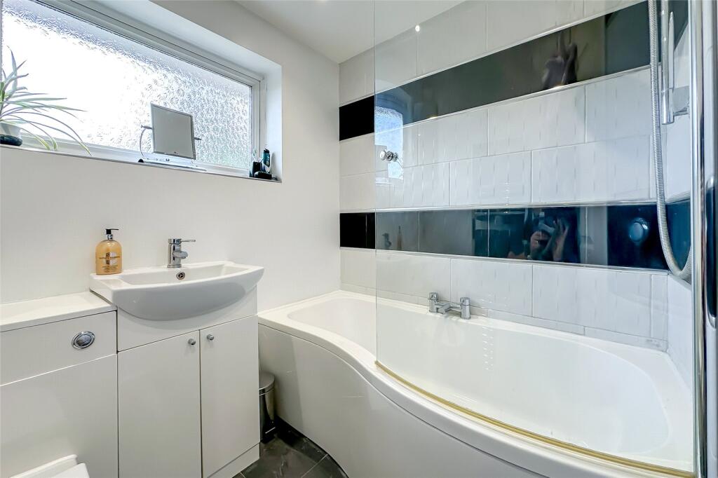Additional property image - Tarrant Drive, Harpenden, Hertfordshire, AL5