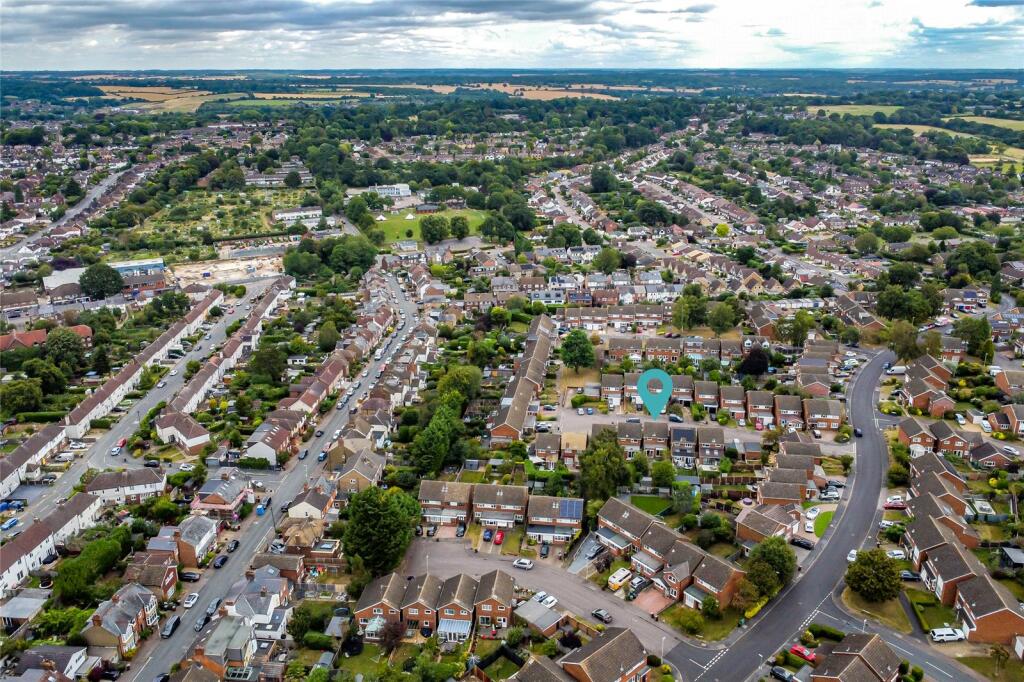 Additional property image - Tarrant Drive, Harpenden, Hertfordshire, AL5