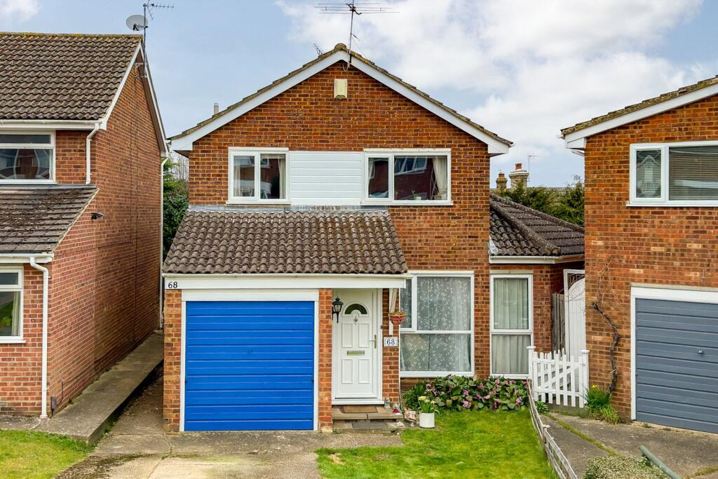 Main image of property: Broadstone Road, Harpenden, Hertfordshire, AL5