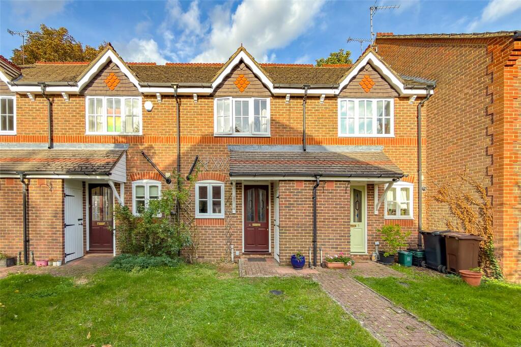 Main image of property: Betjeman Close, Harpenden, Hertfordshire, AL5