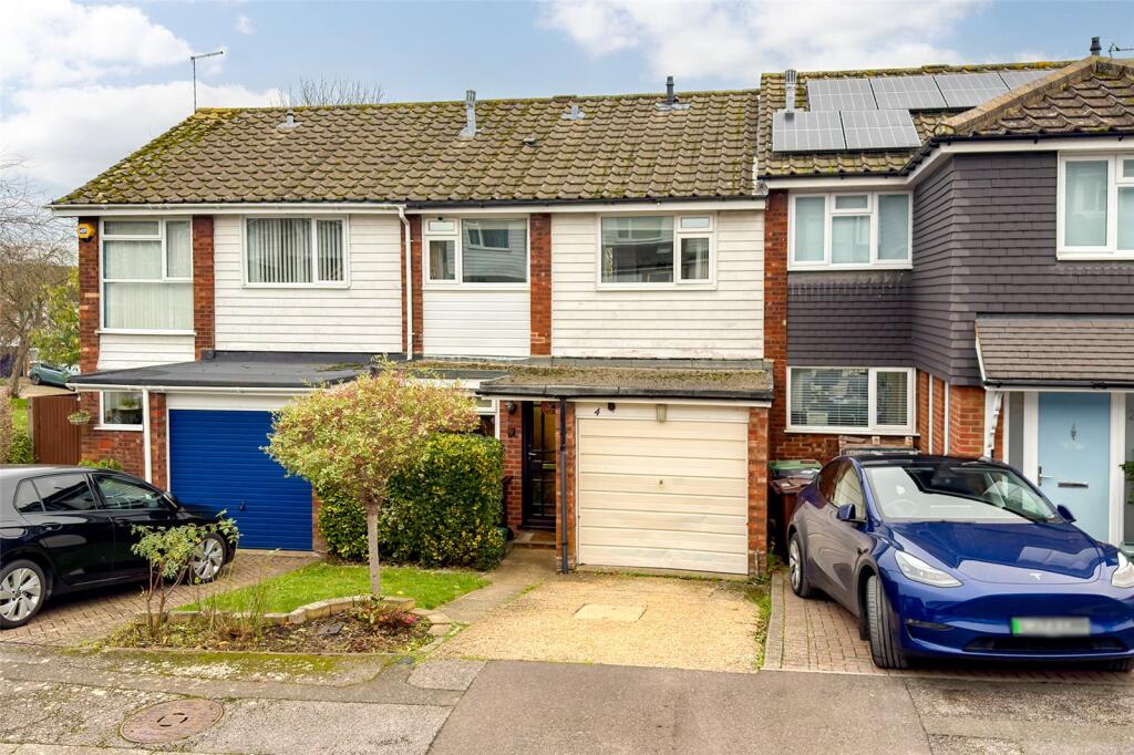 Main image of property: Wendover Close, Harpenden, Hertfordshire, AL5
