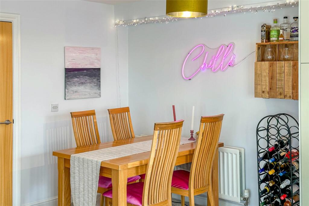 Additional property image - Astwick Manor, Coopers Green Lane, Hatfield, Hertfordshire, AL10