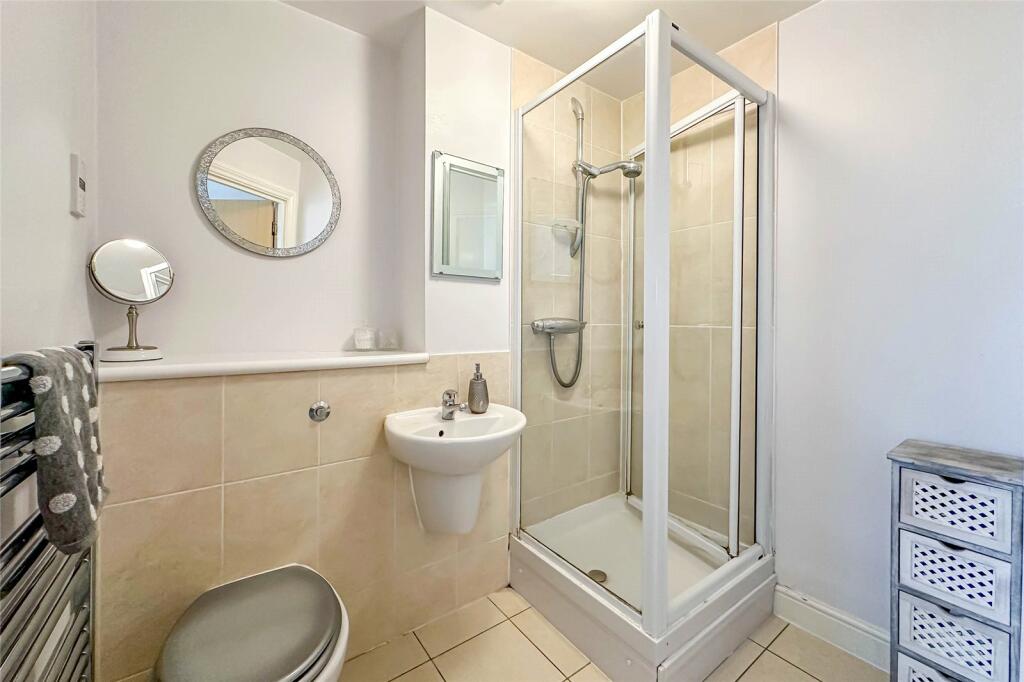 Additional property image - Astwick Manor, Coopers Green Lane, Hatfield, Hertfordshire, AL10