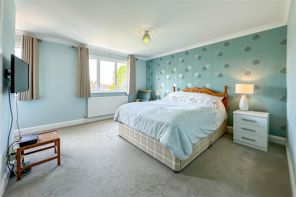 Additional property image - Oakwood Drive, St. Albans, Hertfordshire, AL4