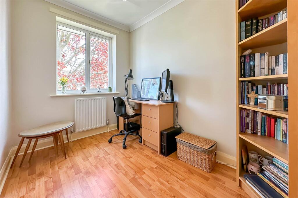Additional property image - Oakwood Drive, St. Albans, Hertfordshire, AL4
