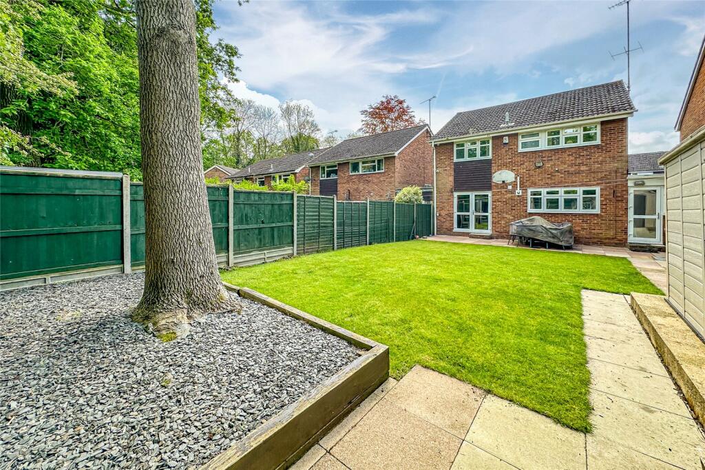 4 bedroom detached house for sale in Potters Field, St Albans