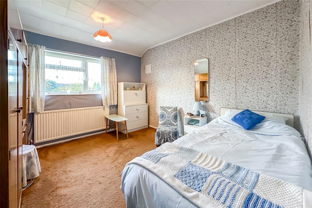 Additional property image - High Oaks, St. Albans, Hertfordshire, AL3