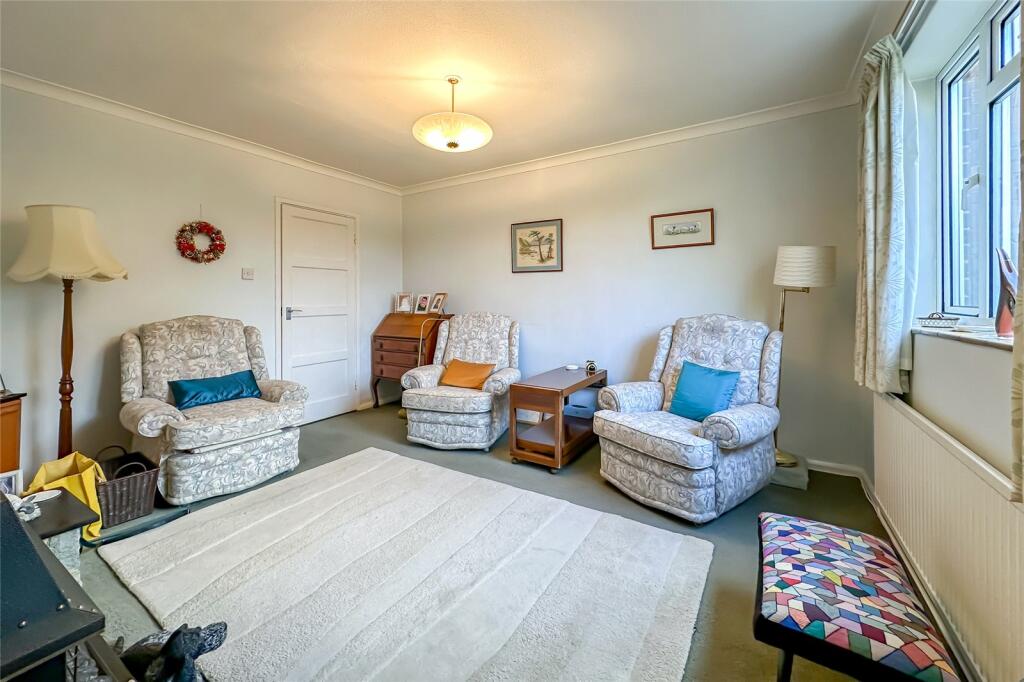 Additional property image - High Oaks, St. Albans, Hertfordshire, AL3