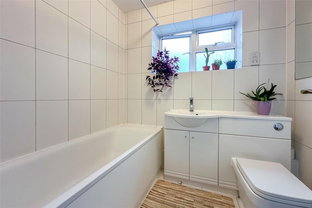Additional property image - The Ridgeway, St. Albans, Hertfordshire, AL4