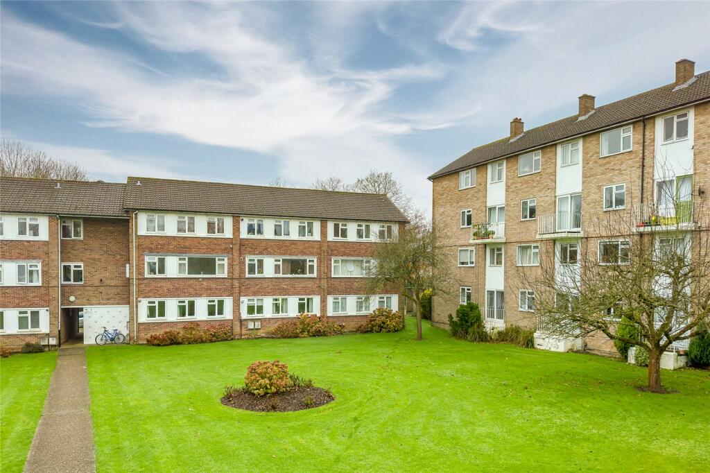 Additional property image - The Ridgeway, St. Albans, Hertfordshire, AL4