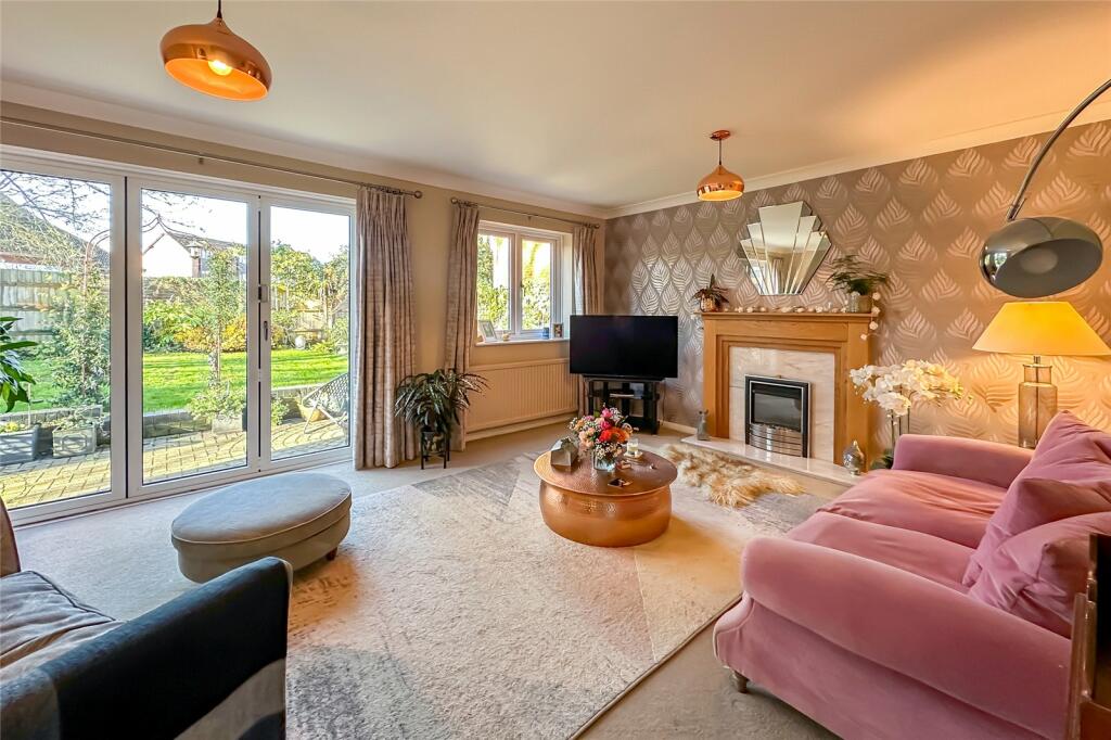 Additional property image - Craiglands, St. Albans, Hertfordshire, AL4