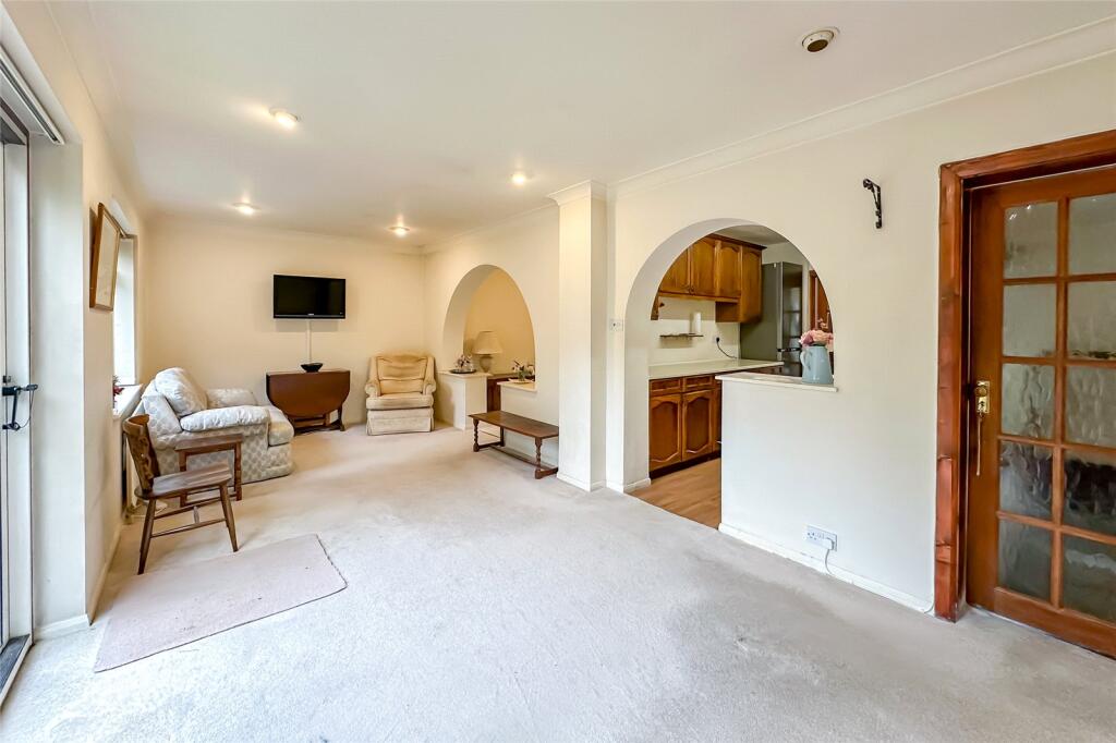 Additional property image - Ardens Way, St. Albans, Hertfordshire, AL4