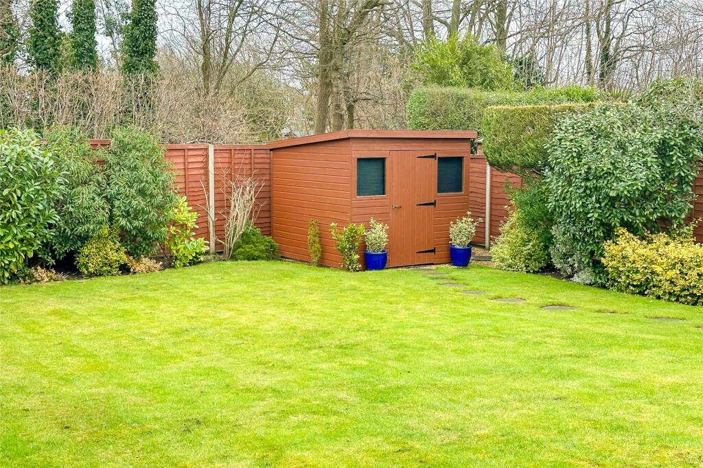 Additional property image - Hobbs Close, St. Albans, Hertfordshire, AL4