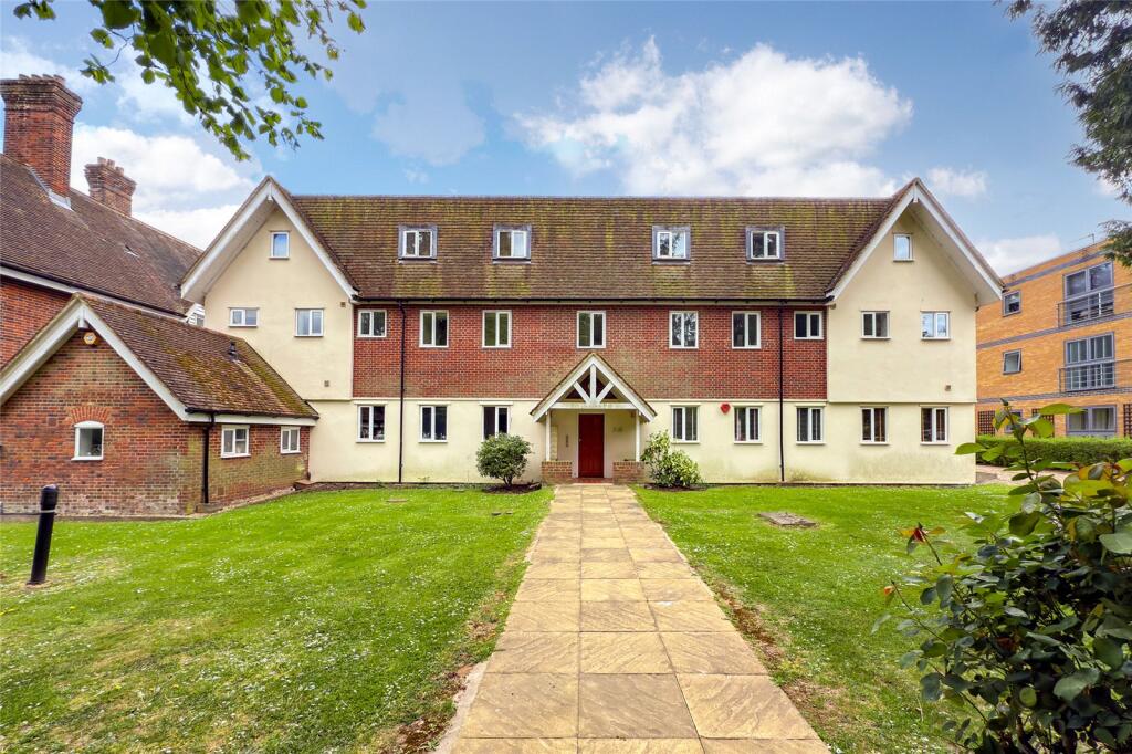 Main image of property: Coopers Green Lane, Hatfield, Hertfordshire, AL10