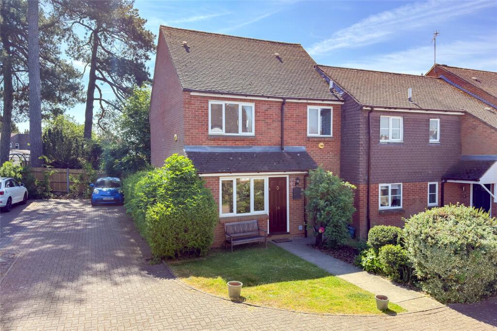 Main image of property: House Lane, Sandridge, St. Albans, Hertfordshire, AL4