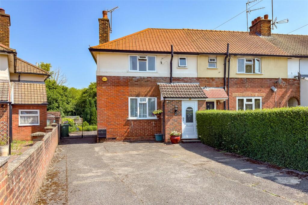 Main image of property: Wistlea Crescent, Colney Heath, St. Albans, Hertfordshire, AL4