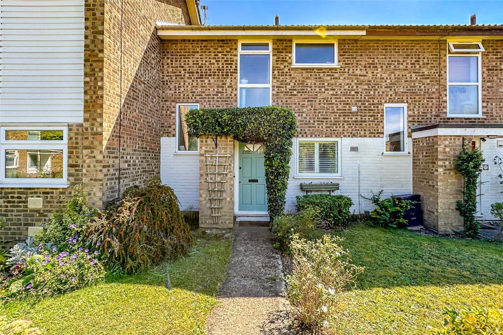 Main image of property: Elizabeth Court, St. Albans, Hertfordshire, AL4