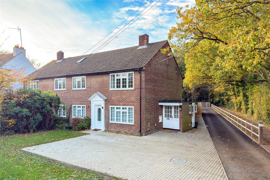 Main image of property: St. Albans Road, Sandridge, St. Albans, Hertfordshire, AL4