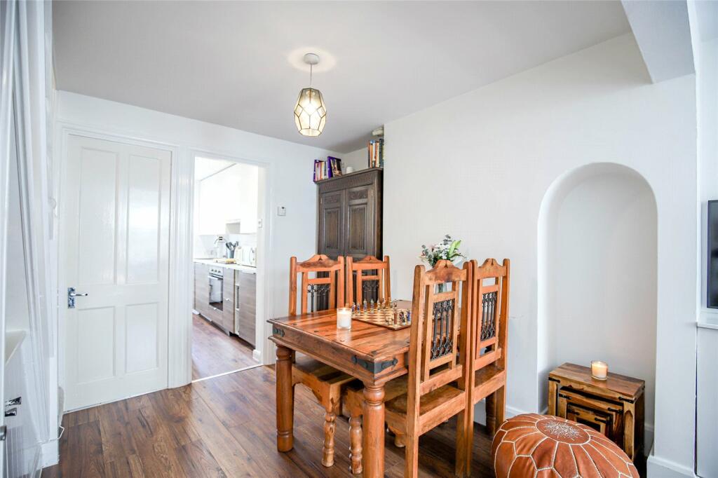 Additional property image - Blacksmiths Lane, St. Albans, Hertfordshire, AL3
