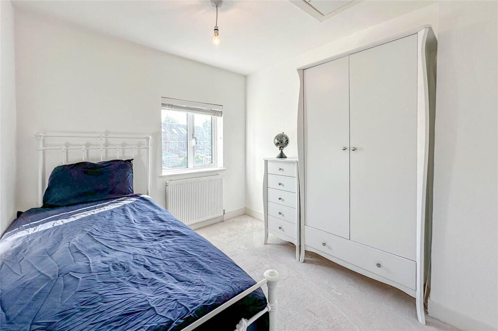 Additional property image - Blacksmiths Lane, St. Albans, Hertfordshire, AL3