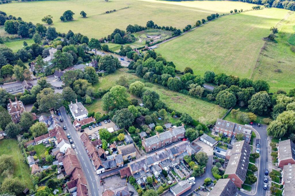 Additional property image - Blacksmiths Lane, St. Albans, Hertfordshire, AL3