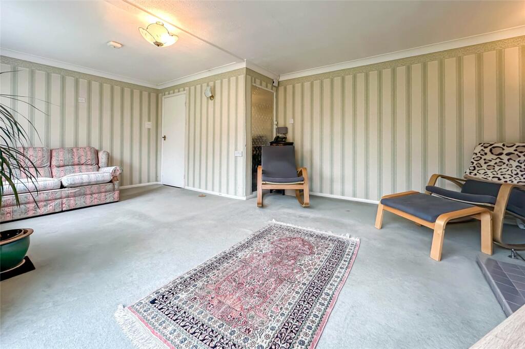 Additional property image - Spooners Drive, Park Street, St. Albans, Hertfordshire, AL2
