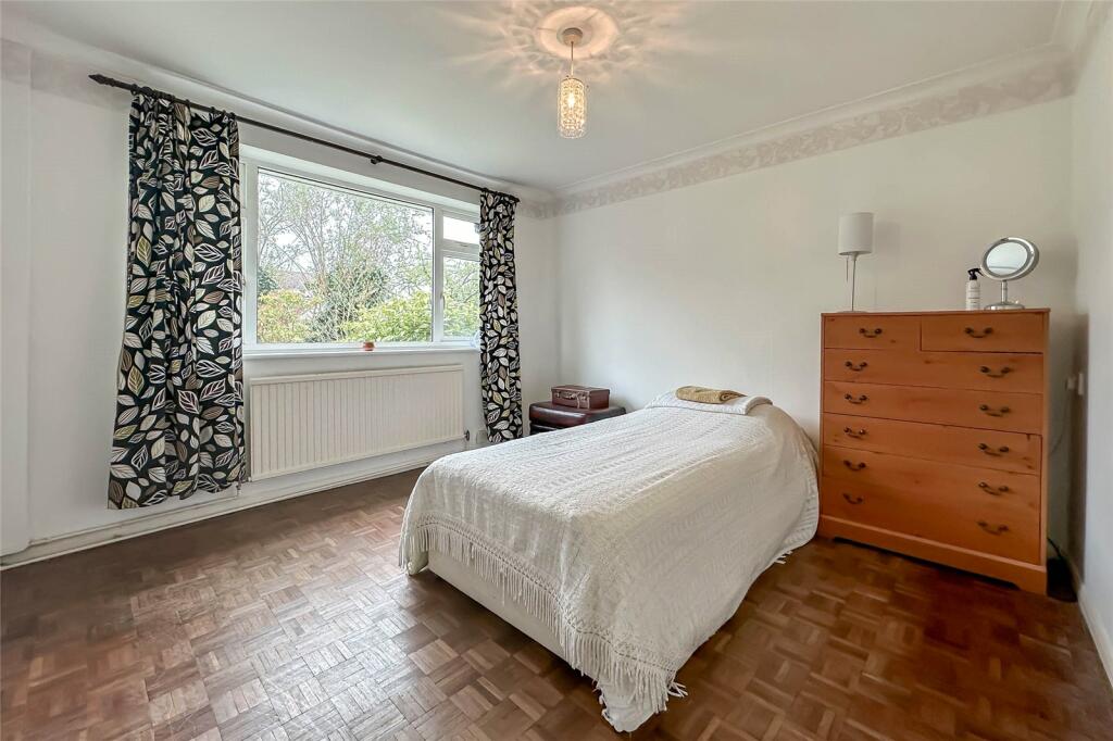 Additional property image - Spooners Drive, Park Street, St. Albans, Hertfordshire, AL2