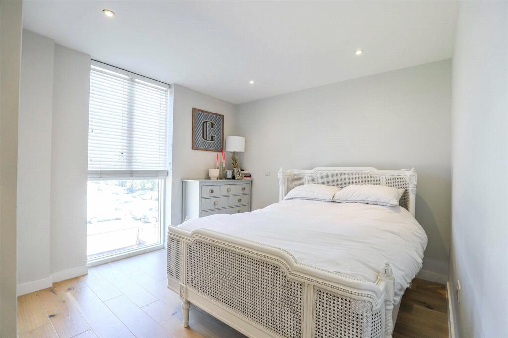 Additional property image - Hertfordshire House, Civic Close, St Albans, Hertfordshire, AL1