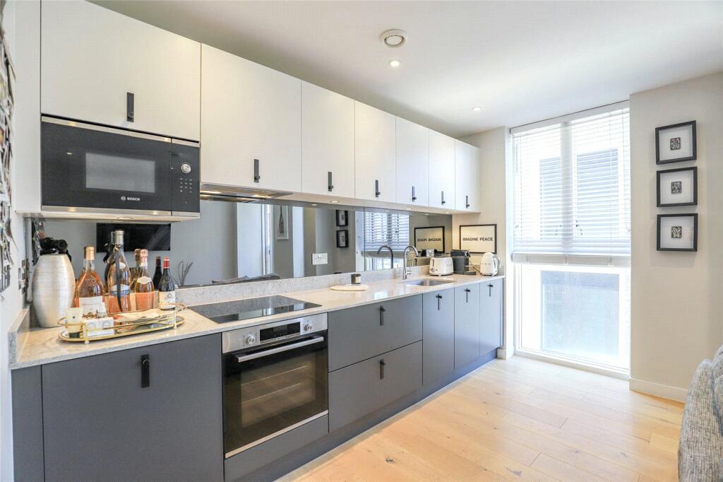 Additional property image - Hertfordshire House, Civic Close, St Albans, Hertfordshire, AL1