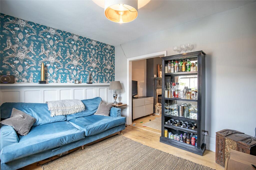 Additional property image - Albion Road, St. Albans, Hertfordshire, AL1