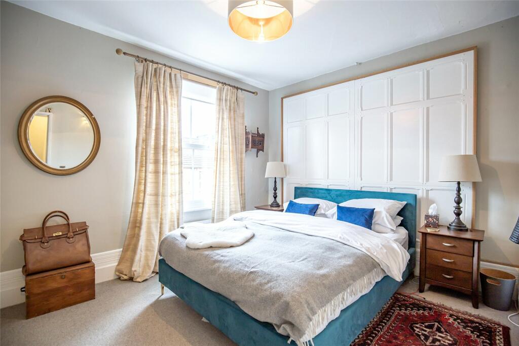 Additional property image - Albion Road, St. Albans, Hertfordshire, AL1