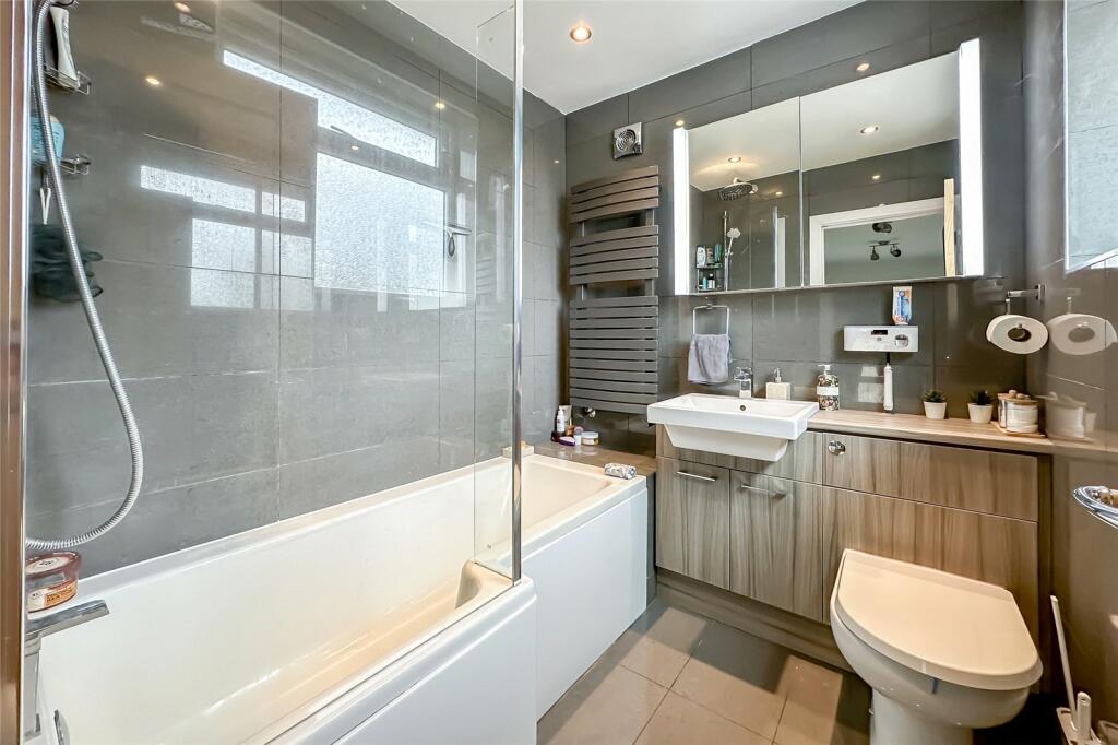 Additional property image - Hatfield Road, St Albans, Hertfordshire, AL4