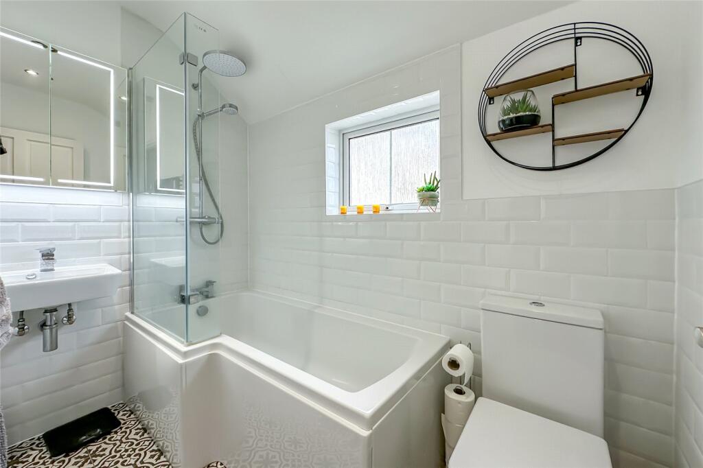 Additional property image - Hatfield Road, St. Albans, Hertfordshire, AL1