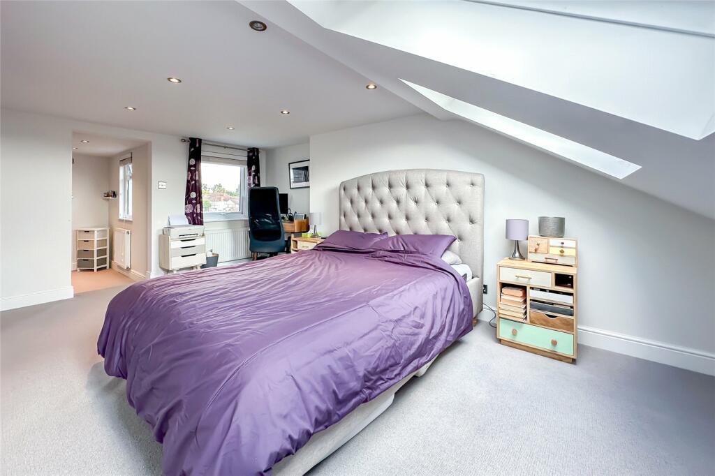 Additional property image - Burnham Road, St. Albans, Hertfordshire, AL1