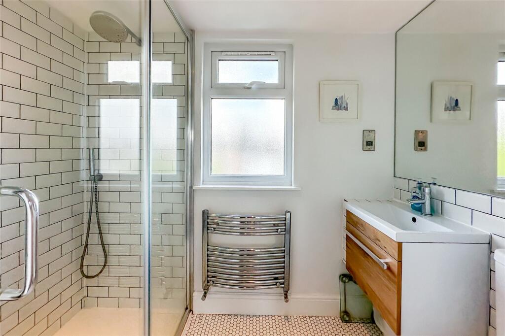 Additional property image - Burnham Road, St. Albans, Hertfordshire, AL1