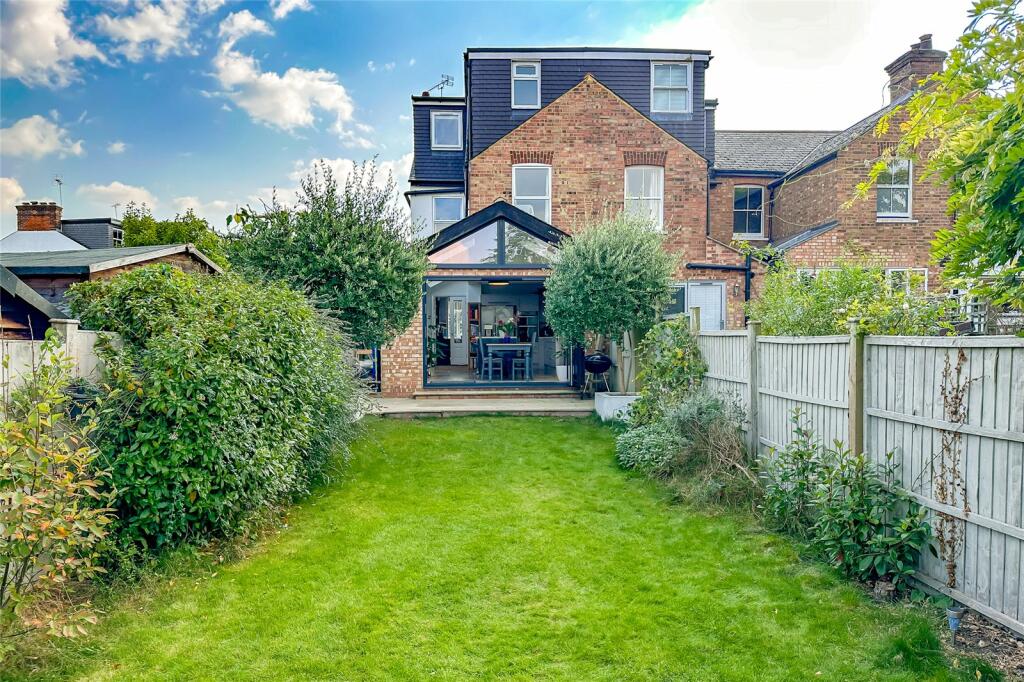 Additional property image - Burnham Road, St. Albans, Hertfordshire, AL1
